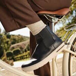 NEW Birkenstock Women's Black Bend Chelsea Leather Sneaker Booties